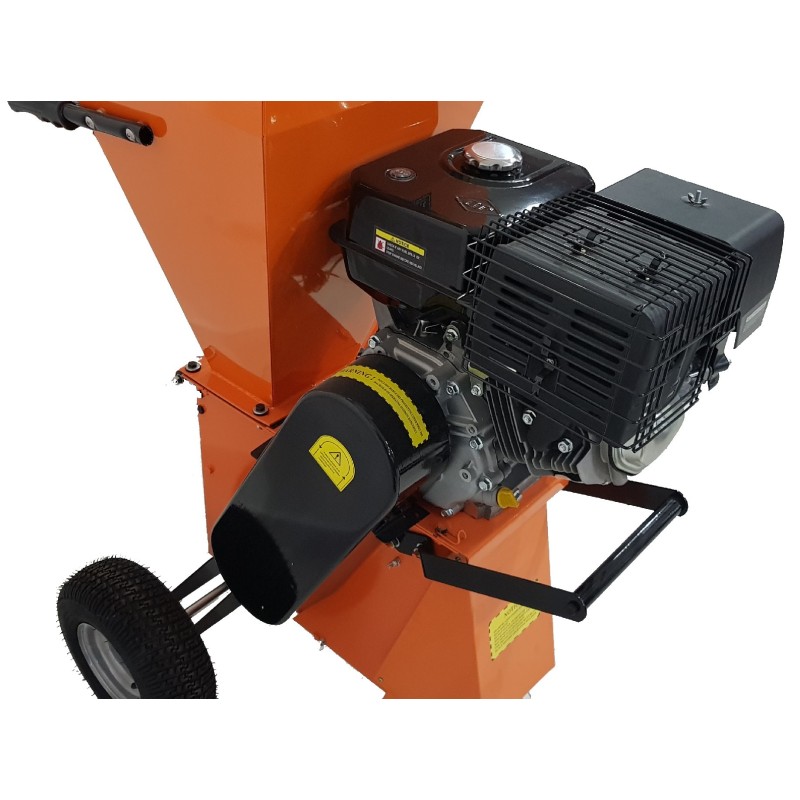 BIOTRITURATORE CIPPATORE A SCOPPIO 4 T BENZINA 13 CV